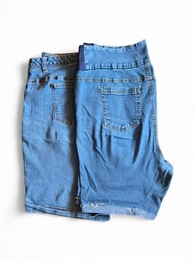 Women Within Denim Shorts Bundle 2 Pair Size 18W Stretch Cuffed Cutoff Plus Size